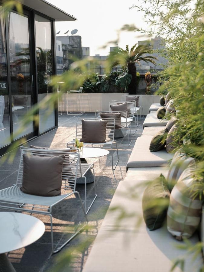Wezo Hotel Kuanzhai Alley Chengdu-Breakfast Till 12Noon-Lv City Guide Recommended Hotel Eksteriør billede