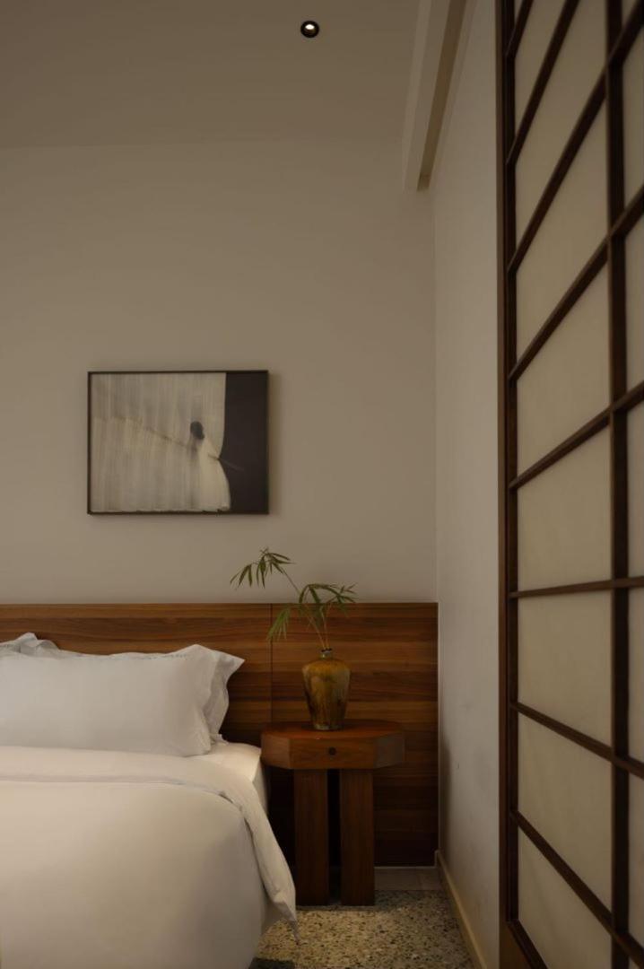 Wezo Hotel Kuanzhai Alley Chengdu-Breakfast Till 12Noon-Lv City Guide Recommended Hotel Eksteriør billede