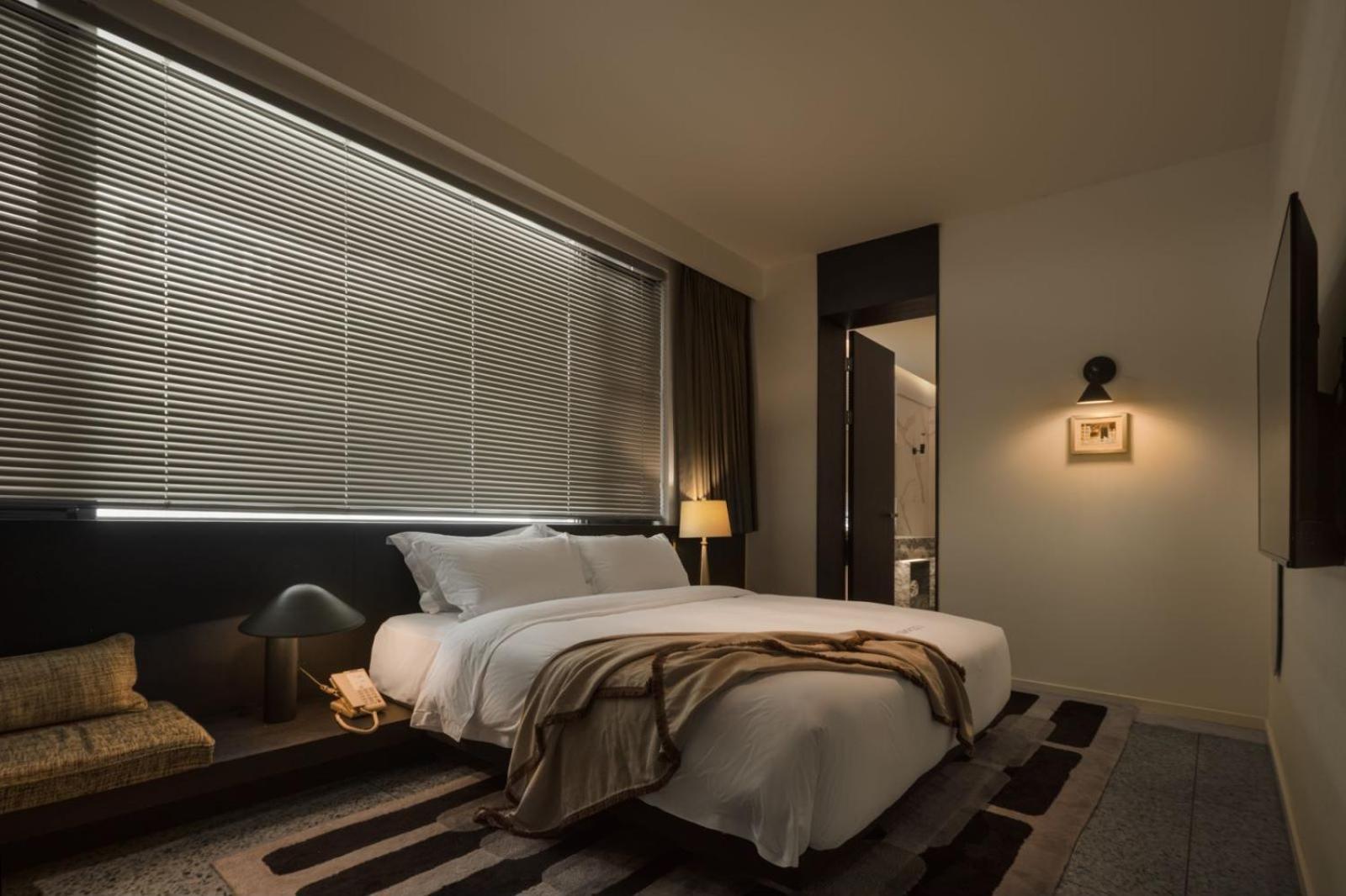 Wezo Hotel Kuanzhai Alley Chengdu-Breakfast Till 12Noon-Lv City Guide Recommended Hotel Eksteriør billede
